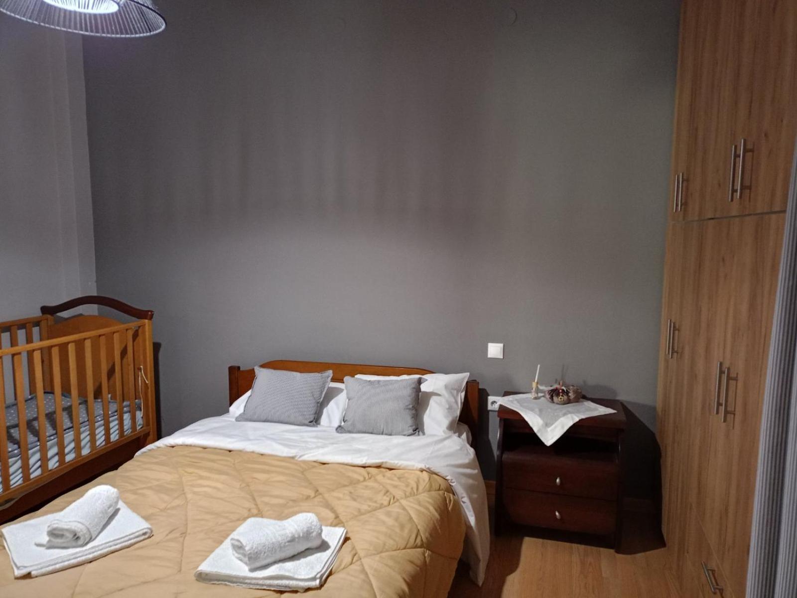 Comfortable Apartment In Kiato エクステリア 写真